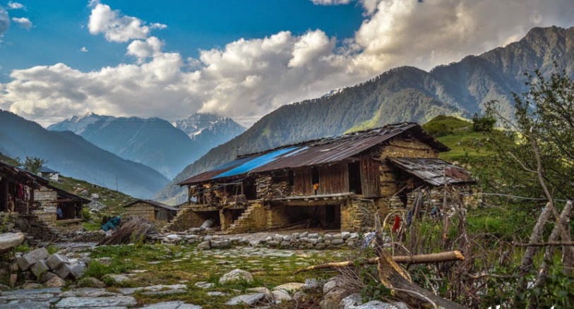 Rajgundha Valley in Bir Billing